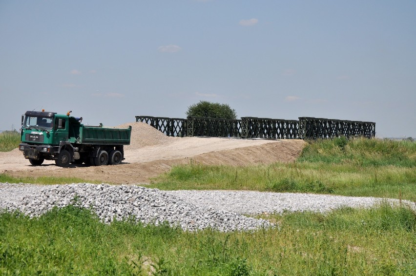 ŚDM 2016. Część mostów w Brzegach jest już gotowa [ZDJĘCIA, WIDEO]