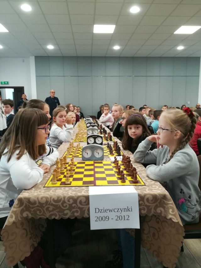 Grupa szachistów z Kowalewa uczestniczyła ostatnio w turniejach szachowych w Gdańsku, Toruniu , Nowym Mieście Lubawskim oraz  w Karnkowie.