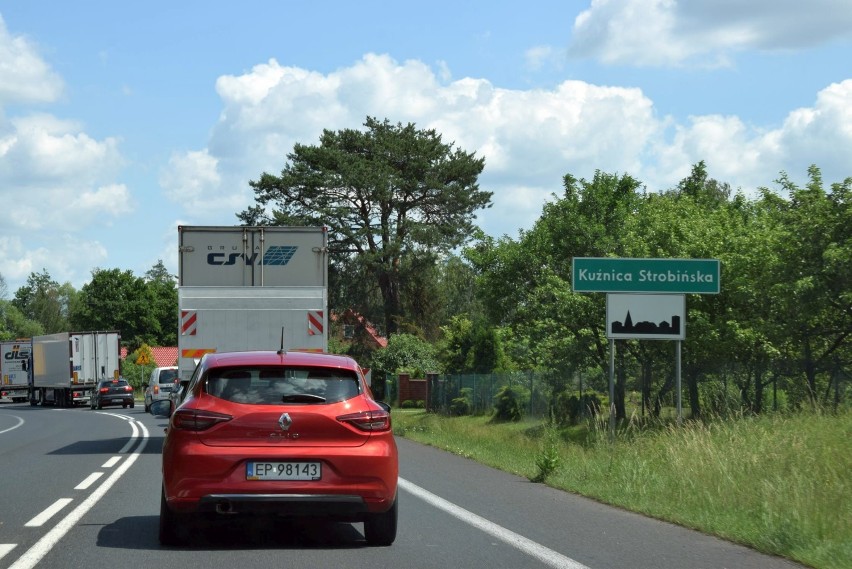 Na drodze krajowej pod Osjakowem budują nowy most. Jak długo potrwają utrudnienia? ZDJĘCIA, WIDEO