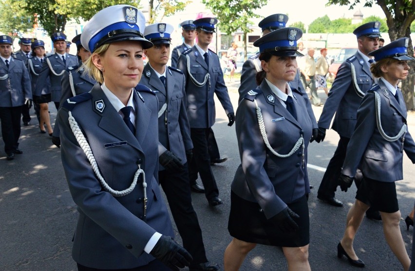 Święto policji w Bełchatowie. Były medale, awanse i odsłonięcie wyjątkowej tablicy [ZDJĘCIA,FILM]
