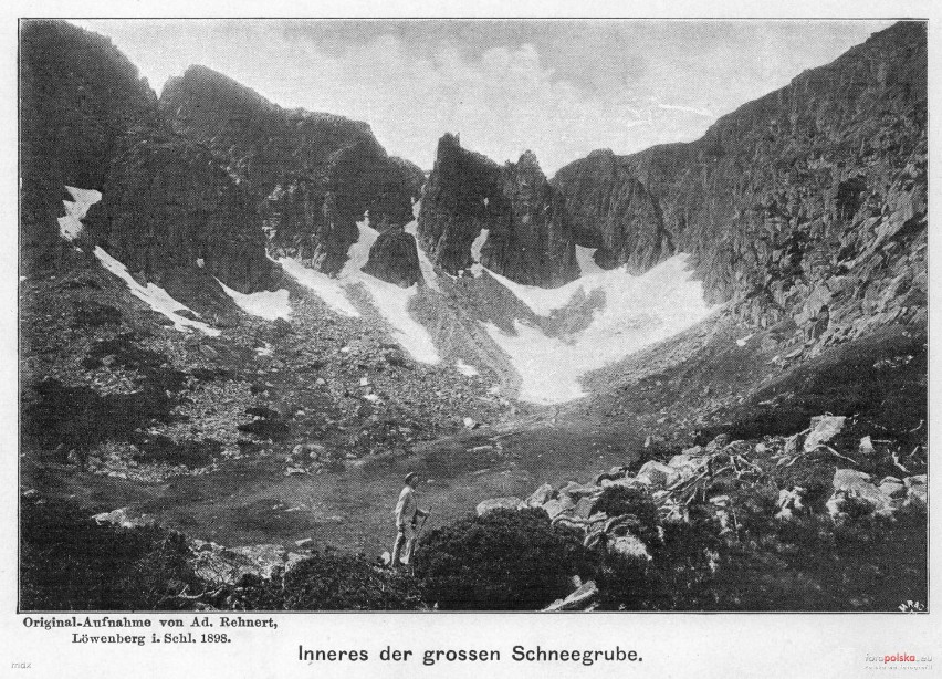 Śnieżne Kotły- alpejski krajobraz w Karkonoszach. Zobacz archiwalne fotografie! [ZDJĘCIA]