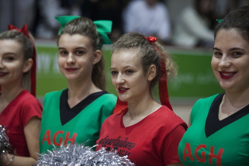 W Krakowie odbył się charytatywny mecz UJ vs. AGH [ZDJĘCIA]