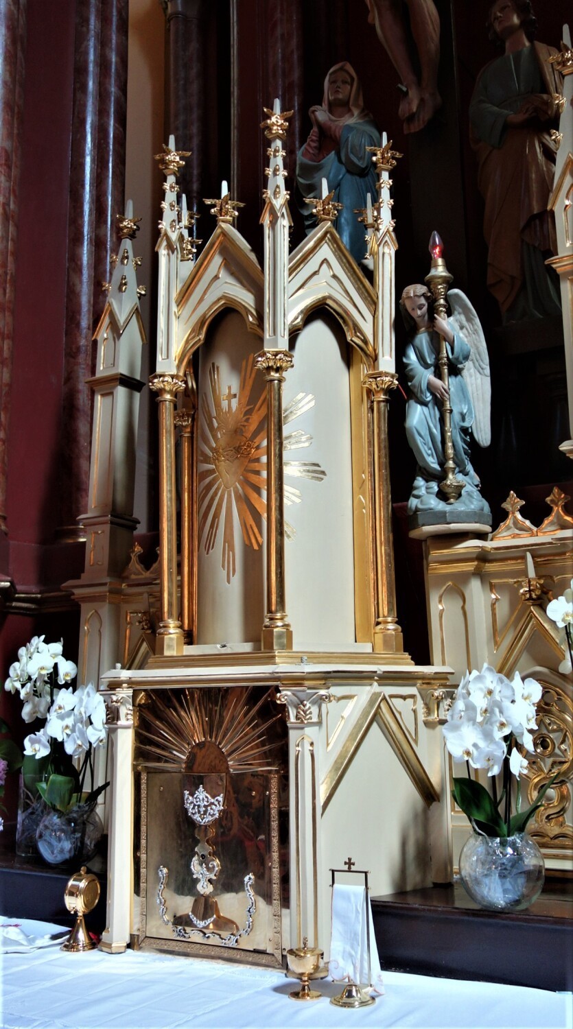 Dwa tabernakula z kościoła w Dąbrowie Białostockiej zostały zabytkami. To dzieła architektoniczne 