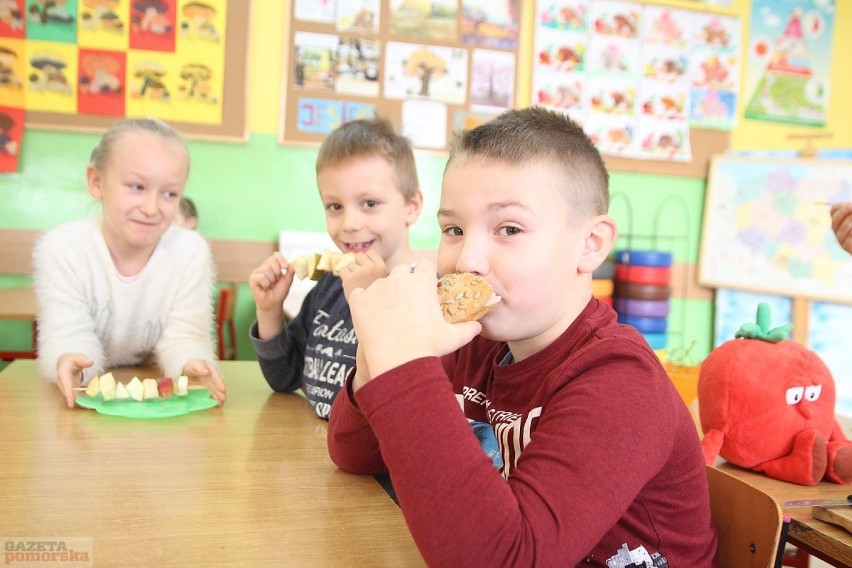 Śniadanie daje moc w Szkole Podstawowej nr 10 we Włocławku [zdjęcia]