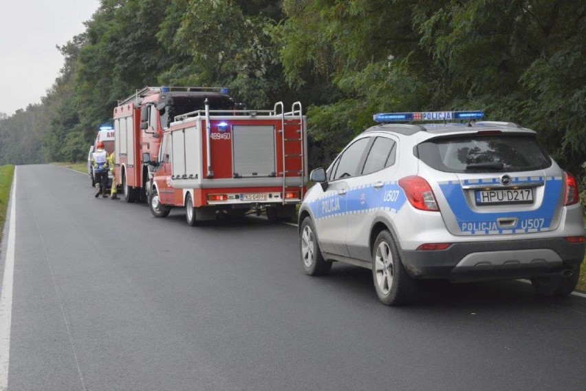 Wypadek na drodze Teklimyśl - Krzemieniewo. Samochód dachował na zakręcie [ZDJĘCIA]