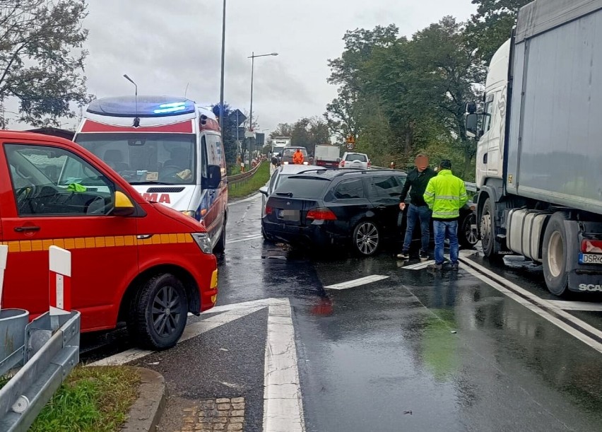 Wypadek na zjeździe z A4 na węźle Kostomłoty 19.09.2022