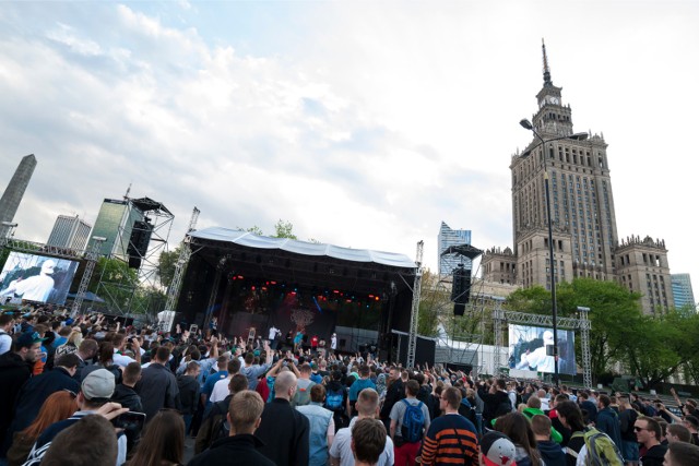 Koniec wakacji upłynie w stolicy pod znakiem tańca i hip-hopu. 12. edycja Warsaw Challenge odbędzie się w dniach 31 sierpnia – 2 września 2018. Zawody breakdance'owe, rapowe koncerty, imprezy DJ-skie i foodtrucki – to wszystko będzie czekać na warszawiaków w Forcie Bema oraz Klubie Spatif.
Eliminacjom i konkursowi głównemu breakdance (pula: 15 tys. złotych) będą towarzyszyć koncerty takich artystów, jak: 
– Otsochodzi, 
– Paluch,
– Devin The Dude,
– Dwa Sławy,
– O.S.T.R.,
– The Beatnuts,
– Albo Inaczej.

KIEDY: 31.02-2.09.2018
GDZIE: Fort Bema
BILETY: wstęp bezpłatny