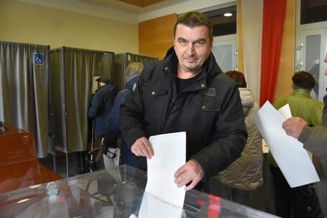 Tak przebiegało głosowanie w lokalu wyborczym w Miejskim Centrum Kultury w Ciechocinku. W uzdrowisku frekwencja (na godz. 17) wyniosła ponad 63 proc.