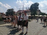 Słoneczna sobota w Sandomierzu i tłumy turystów. Zobacz zdjęcia