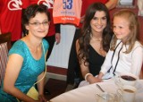 Miss Polski 2012 Katarzyna Krzeszowska wsparła swoją niepełnosprawną imienniczkę Katarzynę Konar