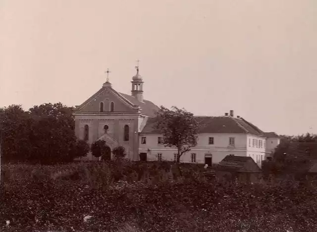 Lata 1900-1920 , Kościół Wniebowzięcia NMP i zabudowania klasztorne.