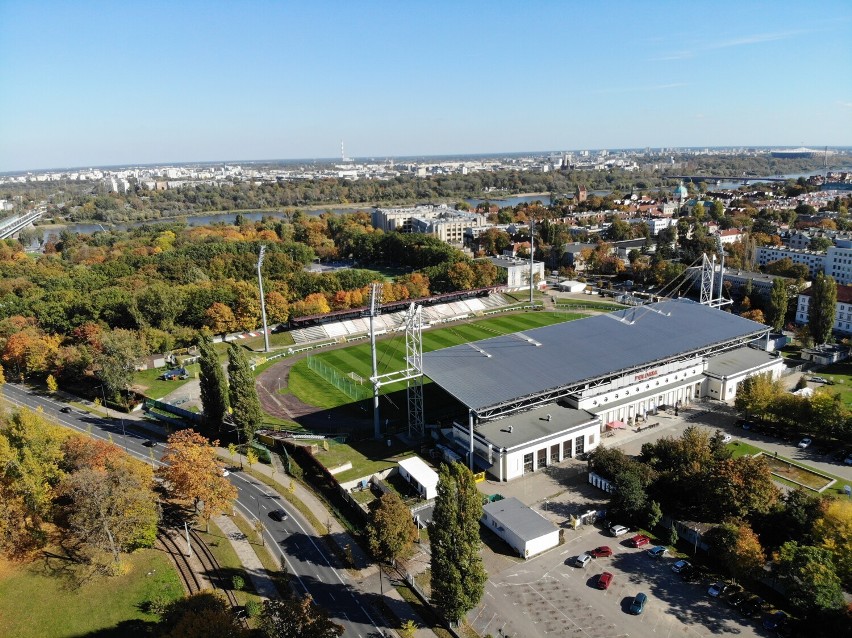 Co z nowym stadionem Polonii Warszawa? Właściciel nie stanął do przetargu. Klub znowu trafił na ekscentrycznego milionera?