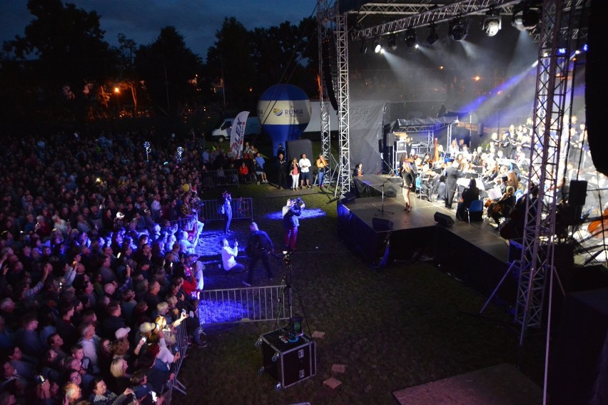 Koncert Beaty Kozidrak w Rumi wspólnie z Polską Orkiestrą Muzyki Filmowej