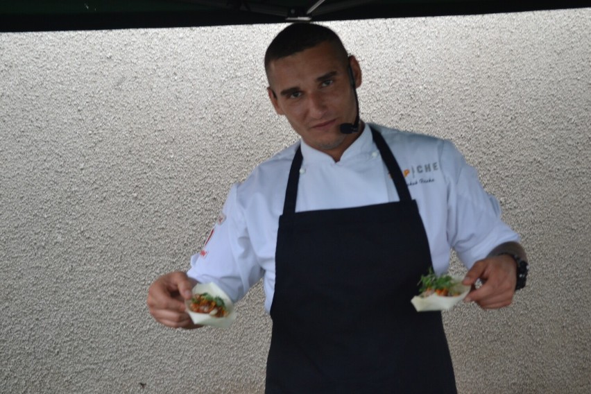Top Chef Jakub Reszka gotował w gminie Wysoka. Co dobrego przygotował? 