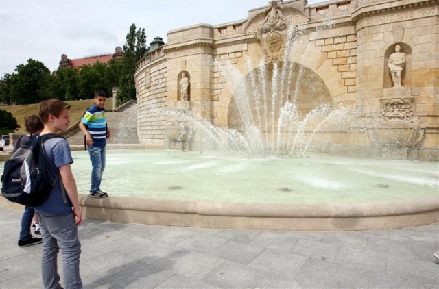 Wyremontowana fontanna na Wałach Chrobrego jest już gotowa.