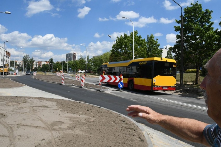 Przebudowali ulicę Klonową w Kielcach i mieszkańcy mają utrudniony dojazd 