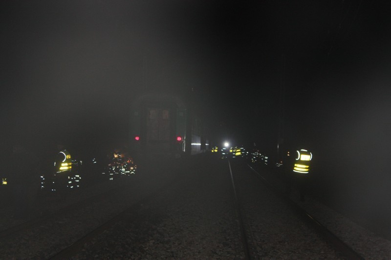 Zderzenie pociągów w Szczekocinach koło Zawiercia. Zdjęcia z miejsca katastrofy [GALERIA]