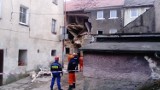 Straż pożarna z Jastrzębia: pomagali po zawaleniu kamienicy w Mirsku ZOBACZ ZDJĘCIA
