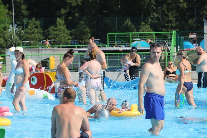 Kąpielisko w Knurowie. Jest bardzo popularne w regionie. Co oferuje?