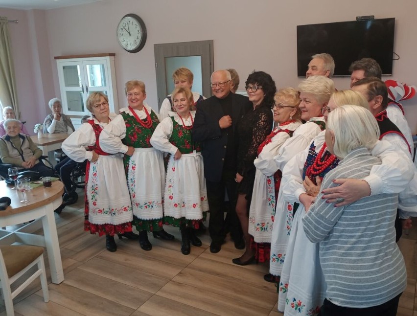 Wojciech Siudmak odwiedził Dom Seniora w Wieluniu 