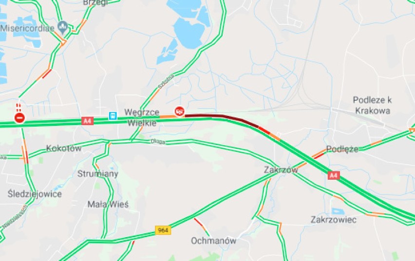 Wypadek na A4, utworzył się spory korek