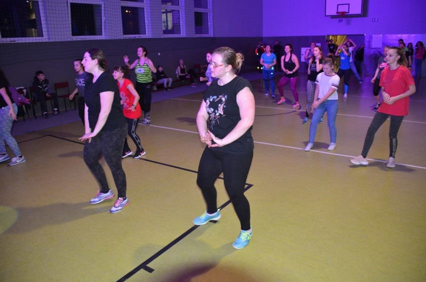 Zumba w ZS nr 4 w Lesznie