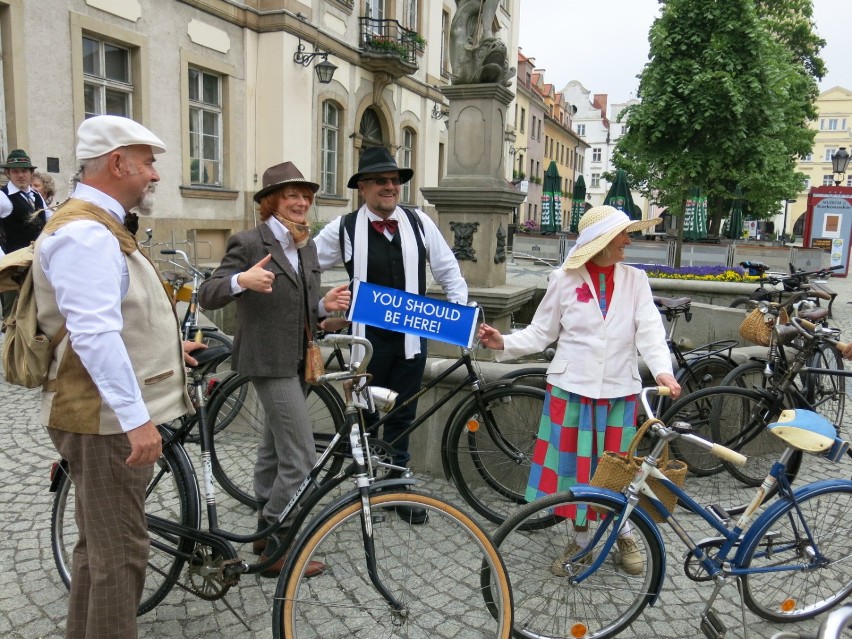 Rowerowa Parada Retro i Osobliwości