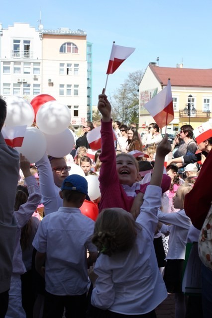 Święto Flagi Narodowej w Sanoku [zdjęcia]