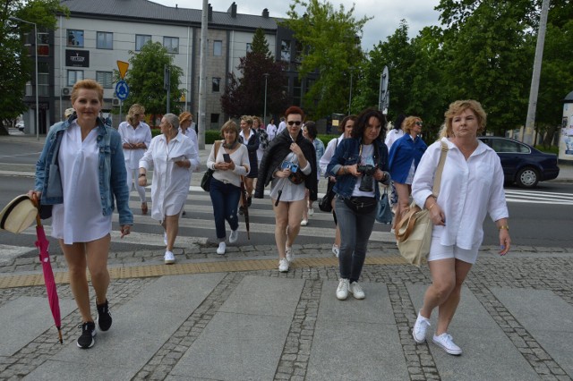 Sesja fotograficzna w ramach projektu "Zobacz więcej" w Bełchatowie