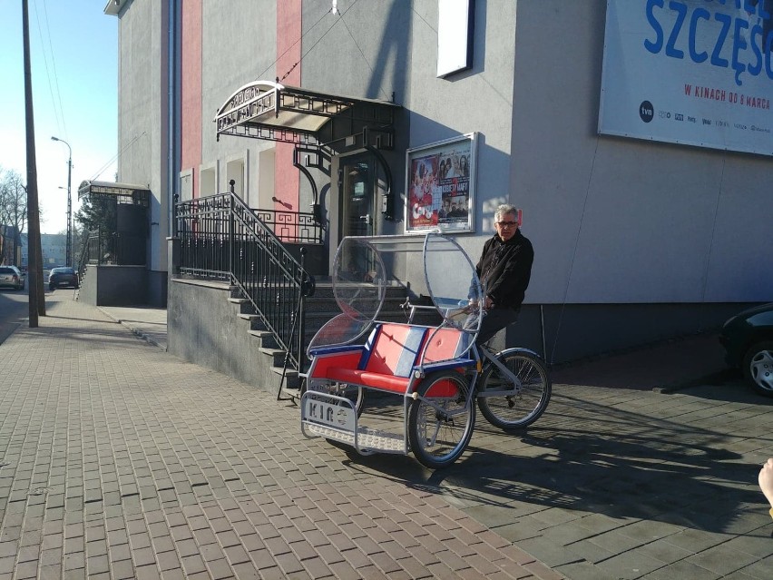 Pan Mieczysław, pracownik łęczyckiego Kina Górnik od maja do...