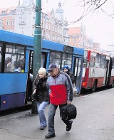 Do której w Wigilię czynne sklepy? Lepiej dajmy już wtedy odpocząć kasjerkom i sprzedawcom