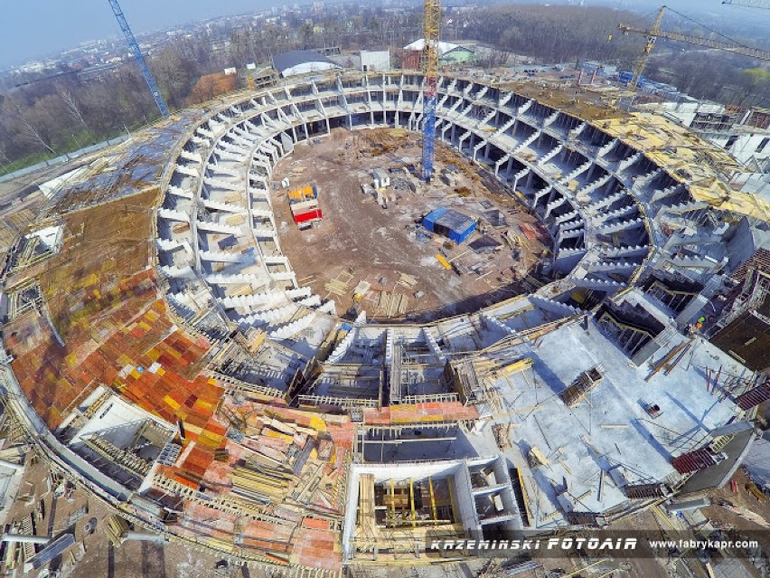 Podium Gliwice. Kto wynajmie gliwicką halę?