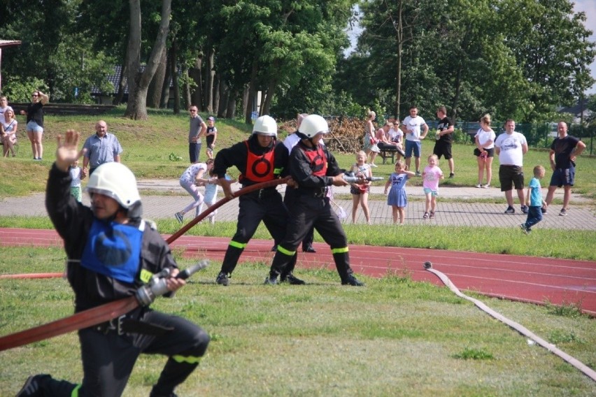 Gminne Zawody Sportowo–Pożarnicze w Czarnem [zdjęcia]