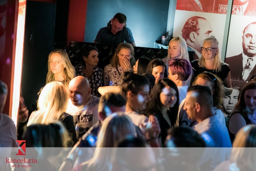 Disco Weekend w klubie Kancelaria w Bydgoszczy. To była impreza...! [zdjęcia]