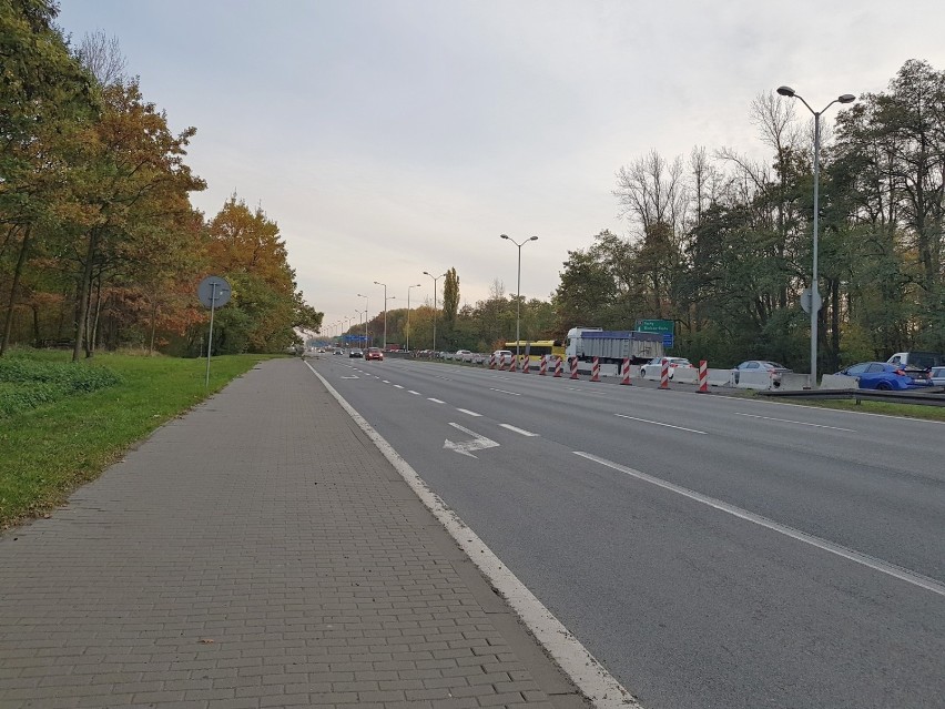 W Katowicach remontowany jest wiadukt w ciągu ulicy...
