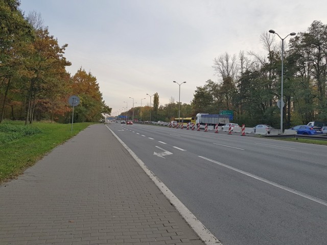 W Katowicach remontowany jest wiadukt w ciągu ulicy Murckowskiej nad ulicą Porcelanową. Od 22 października prowadzone będą prace w stronę Sosnowca, więc kierowcy muszą liczyć się z korkami.