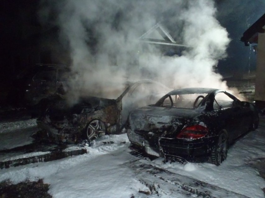 Pożar samochodów w miejscowości Lubiny