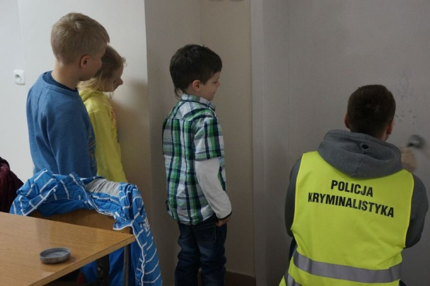 Bezpieczny Pierwszak Żory: Blisko 100 dzieciaków w komendzie policji