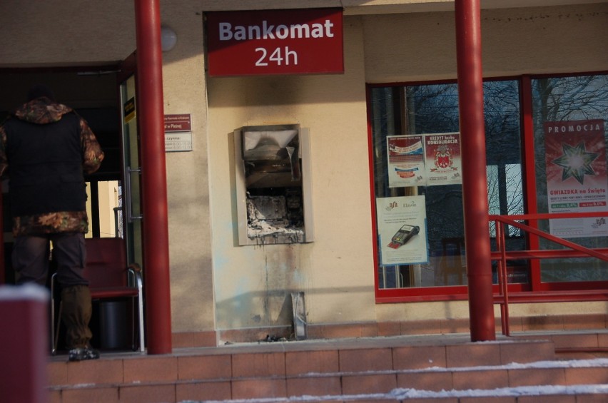 Wysadzony bankomat w Pleśnej.