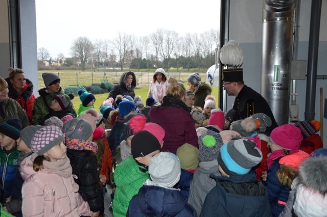 Geotermia Poddębice celem barbórkowo-świątecznej wizyty przedszkolaków