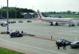 Premier Tusk wylądował na lotnisku w Łodzi [ZDJĘCIA]