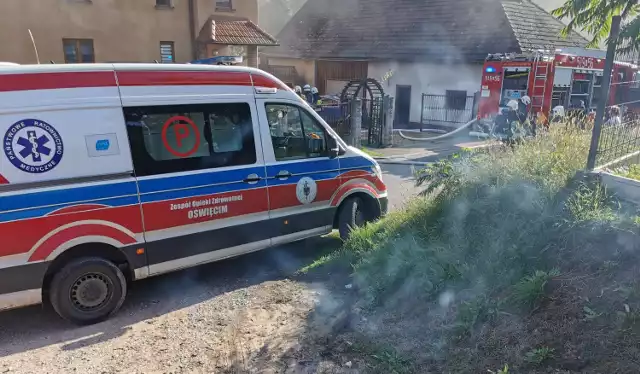 W Jawiszowicach (gmina Brzeszcze w powiecie oświęcimskim) ogień pojawił się w domu jednorodzinnym.