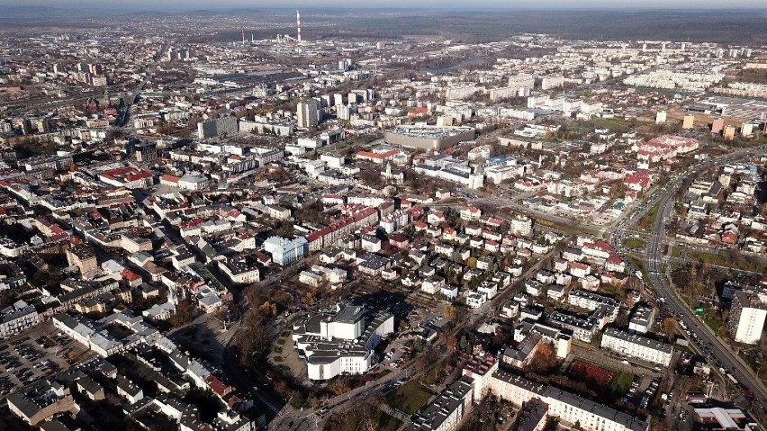 Kielce z góry. Zobacz najpiękniejsze miejsca (ZDJĘCIA Z DRONA)