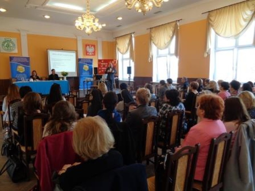 Konferencja Mediacja w szkole - od konfliktu do porozumienia w Cechu Rzemiosł Różnych we Włocławku