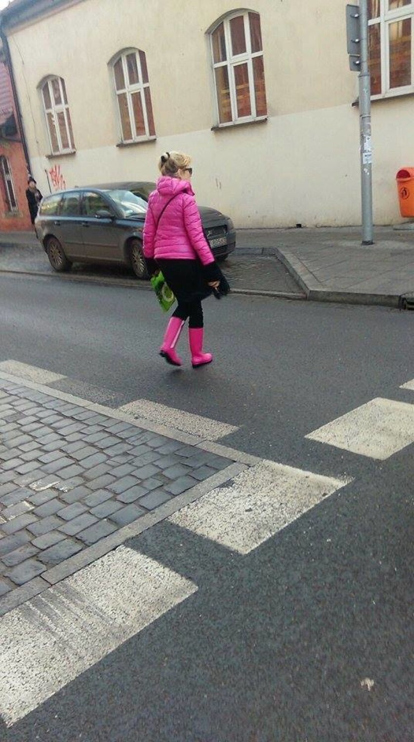 Najbardziej szokujące zimowe stylizacja ze śląskich ulic - oni NAPRAWDĘ tak wyszli na miasto. Im nie straszny mróz! 