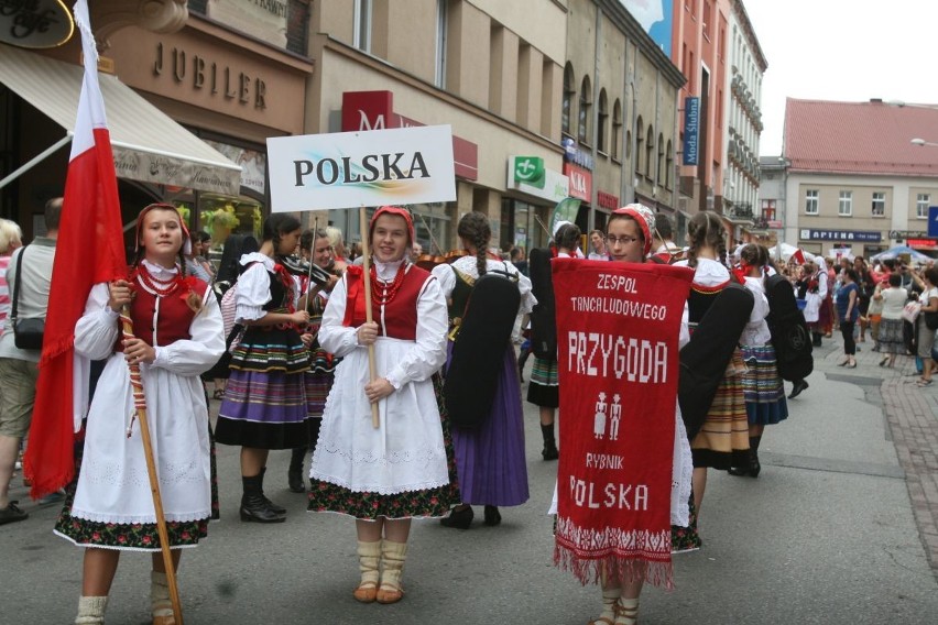 Przygoda hucznie świętuje 40 urodziny. Tancerze bawili się na rynku w Rybniku