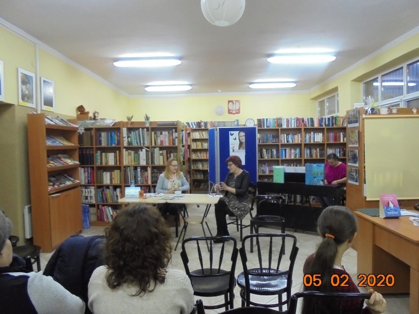 Spotkanie z Anetą Borutą w Gminnej Bibliotece Publicznej w Strzałkowie [ZDJĘCIA]