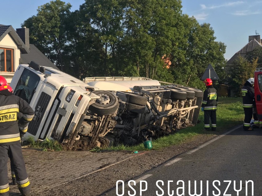 Wypadek ciężarowej cysterny w Zbiersku w powiecie kaliskim