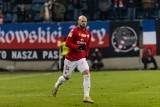 Jeden z hiszpańskich piłkarzy opuszcza Wisłę Kraków. To napastnik Sergio Benito. A co z Luisem Fernandezem?