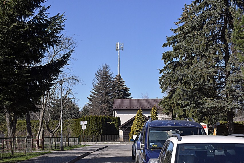 Protesty mieszkańców nadal wspiera prezes spółdzielni i...